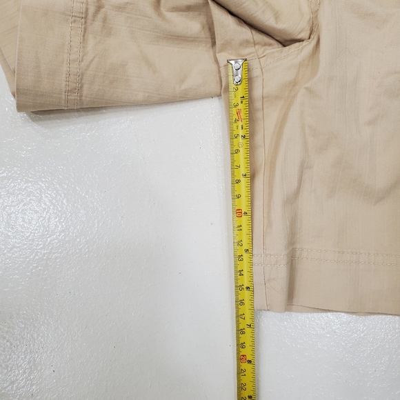 Gloria Vanderbilt khaki safari shorts Women's size 10 - Picture 7 of 7